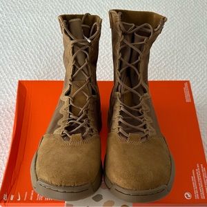 SOLD — New Nike SFB B1 Military lightweight combat boot size 10.5